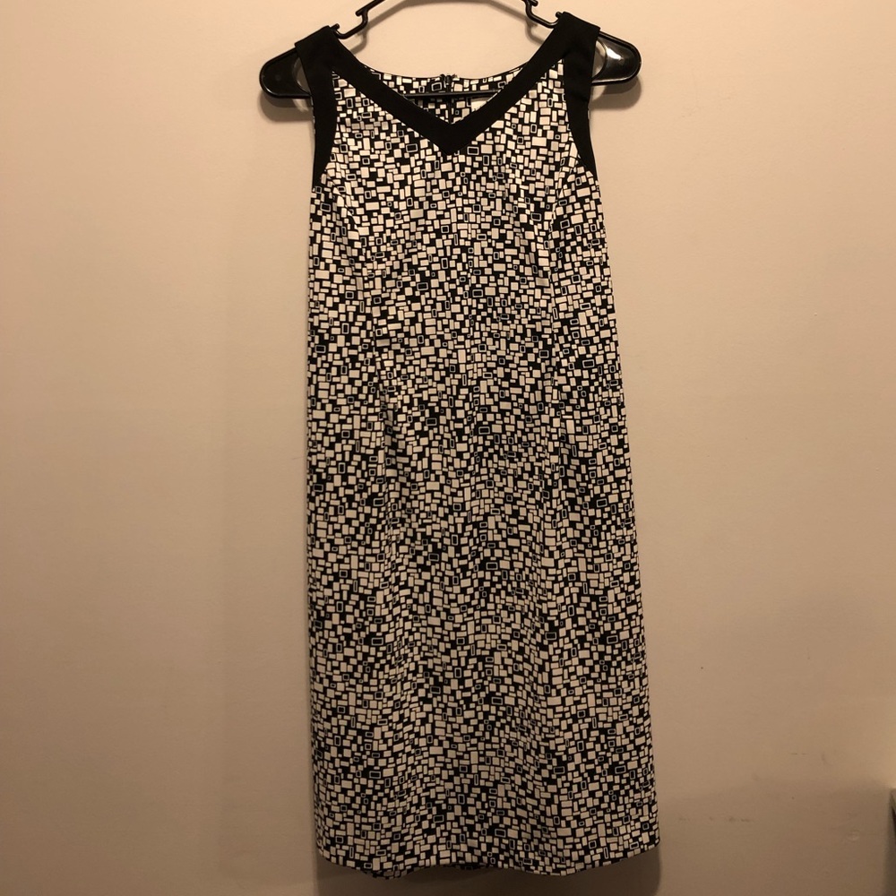 Motherhood Maternity Dress